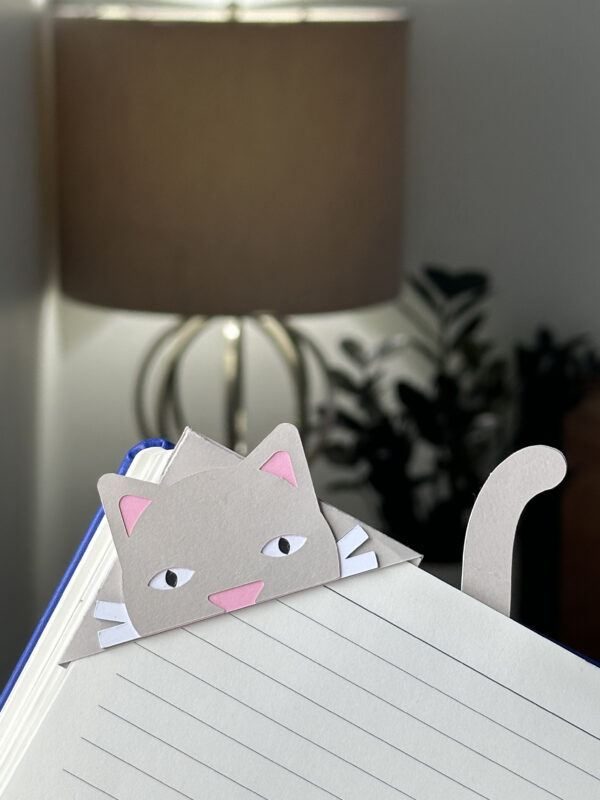 Cat bookmark - Image 12