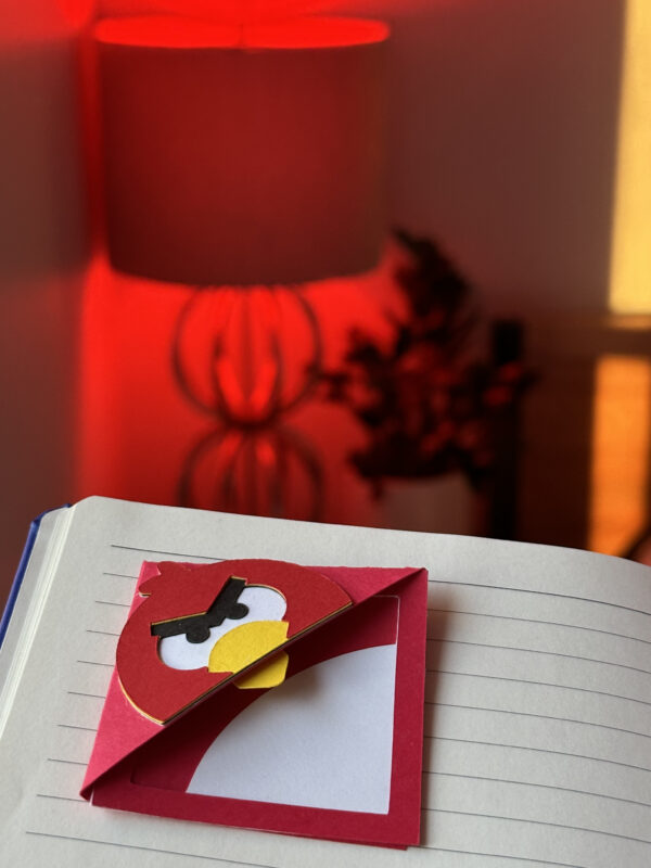 Red bird bookmark - Image 2